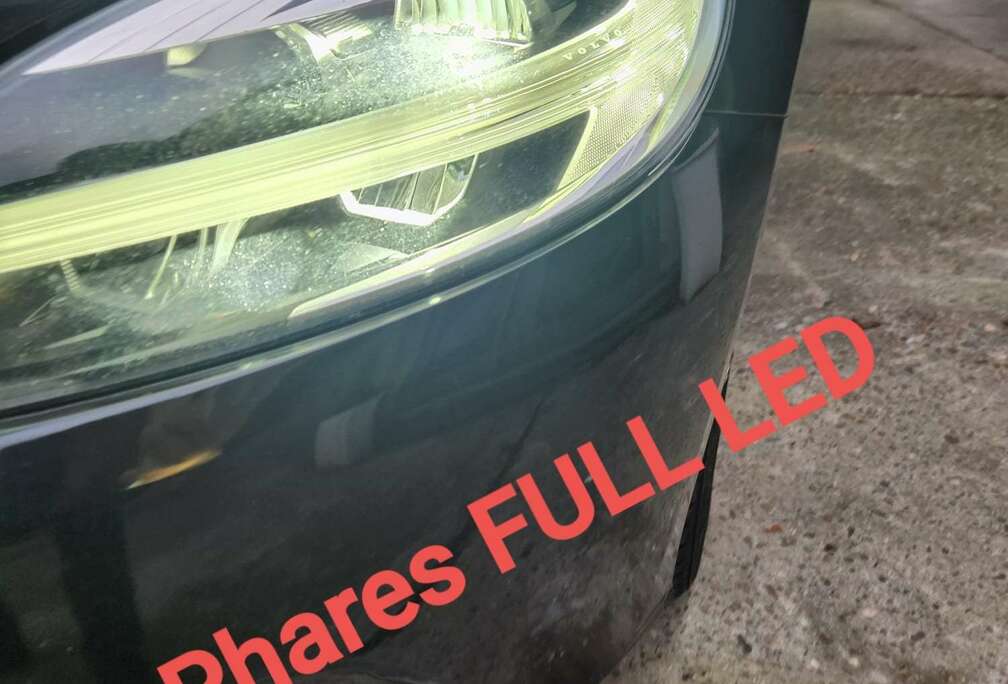 Volvo V40 2.0 D2 Black Édition FULL opt Nouv pn ctok