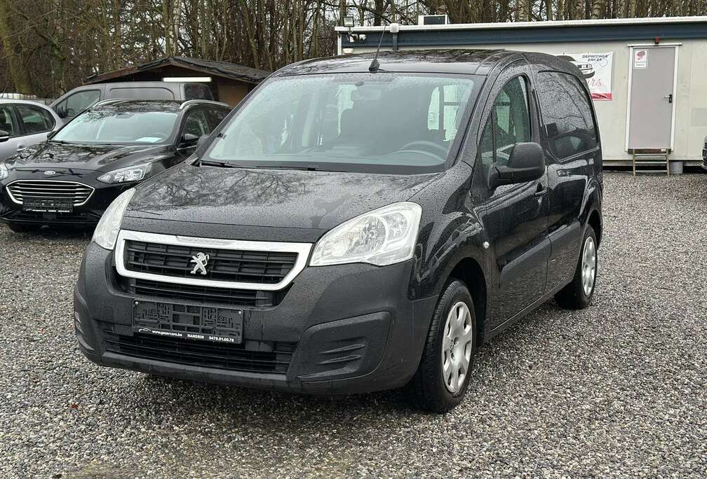 Peugeot 1.6 BlueHDi **3PLACES**NAVIGATION-CLIM