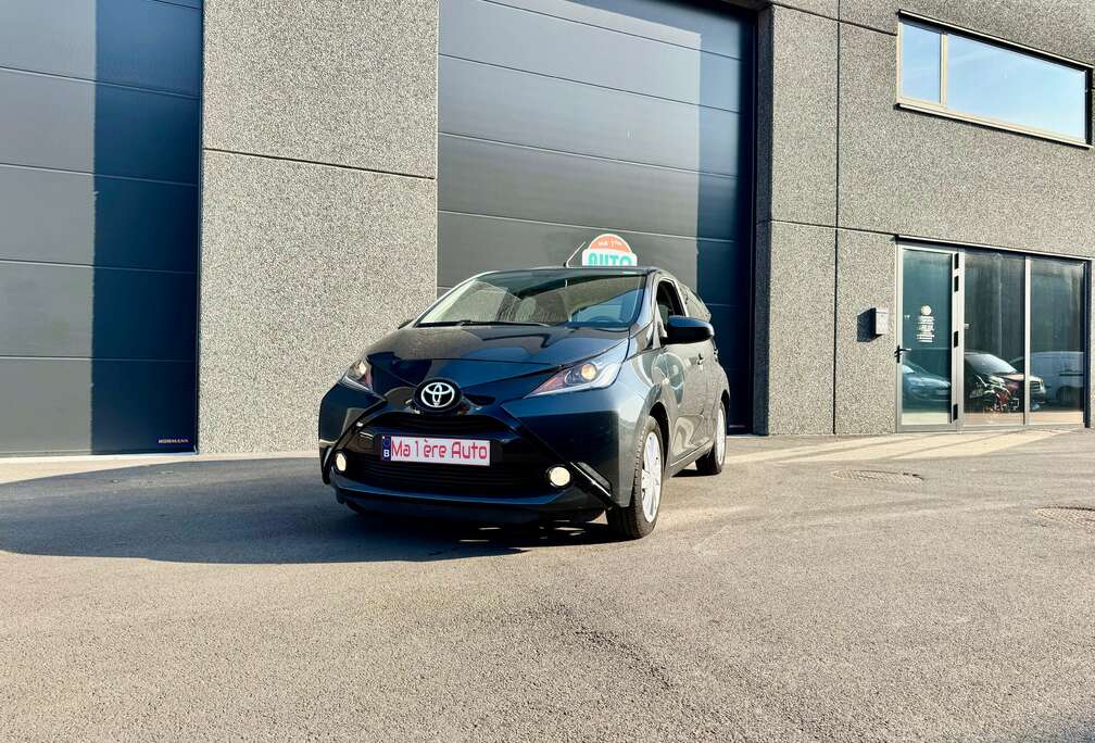 Toyota Aygo 1.0i VVT-i x-play and pack x-pure