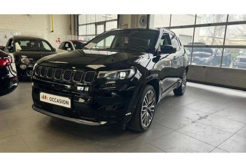 Jeep 1.5 Turbo MHEV Summit DCT