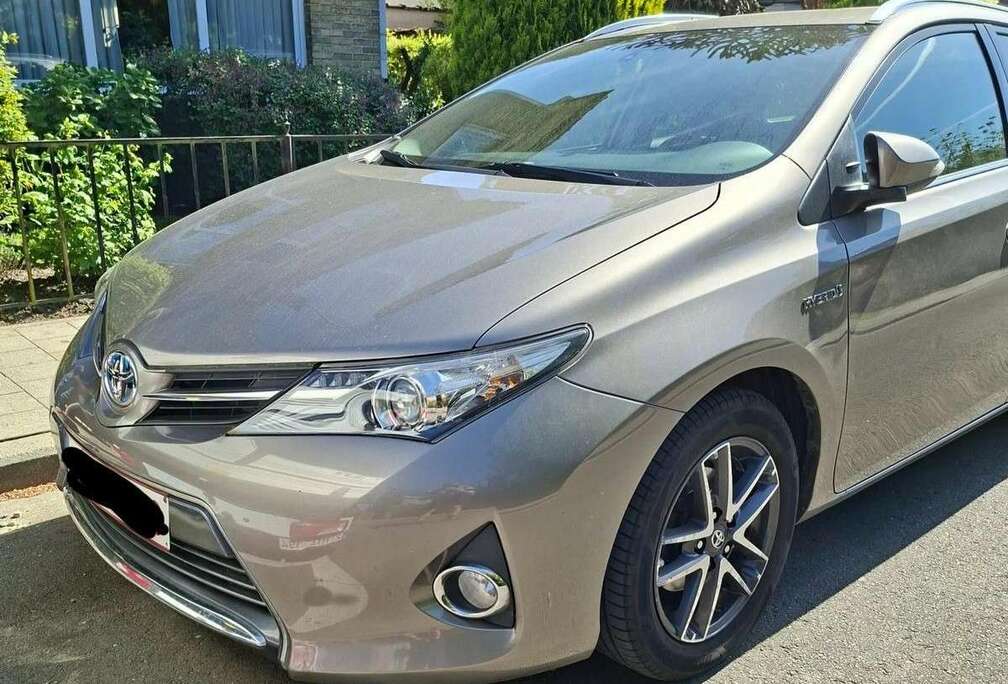 Toyota SW HEV 1.8i HSD Comfort E-CVT