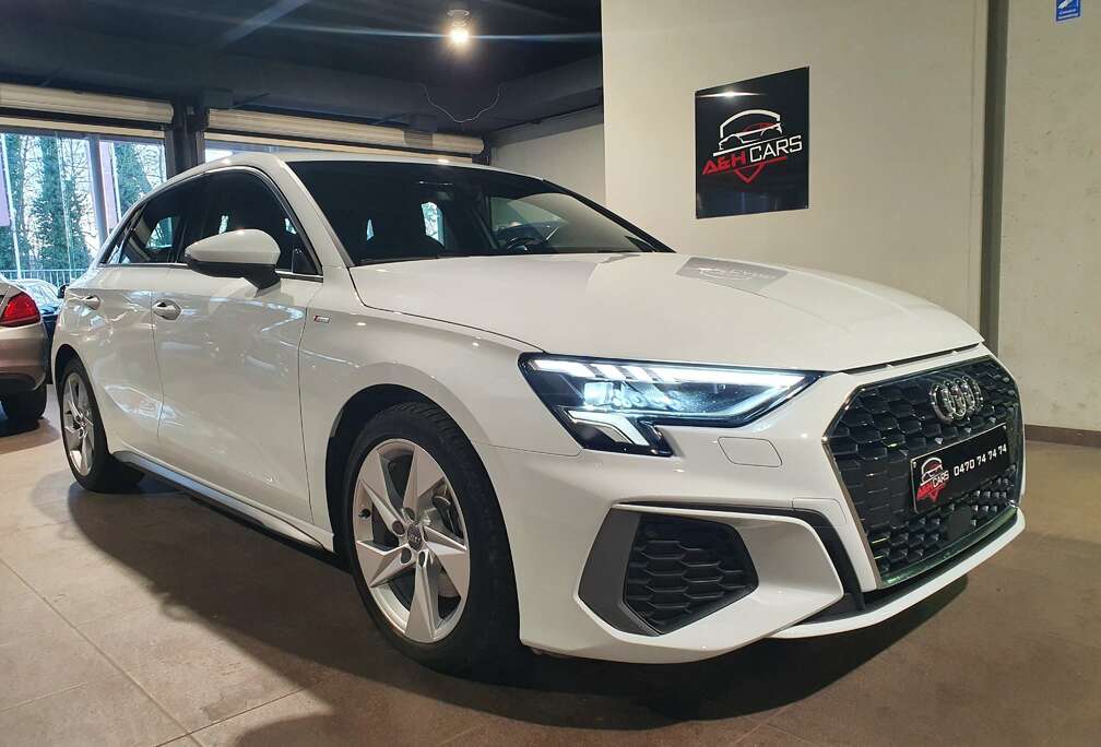 Audi Sportback TDi S line tronic LED ACC 150 CH