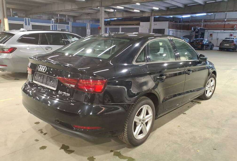 Audi A3*S*LINE*BERLINE*XENON/CARPASS*CARPLAY