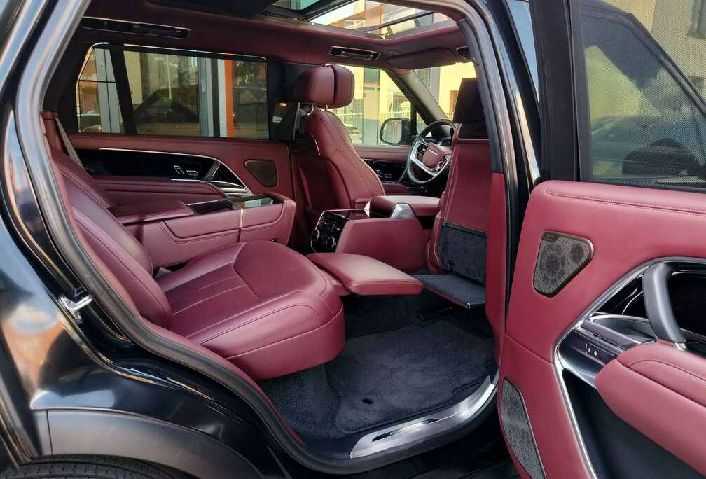 Land Rover D350 LWB Autobiography Business Class/TV/SV leather