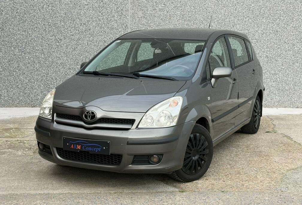 Toyota 1.8i VVT-i Essence 7 places AUTOMATIQUE