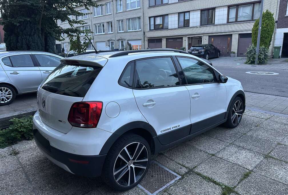 Volkswagen Crosspolo 1.2i Urban White