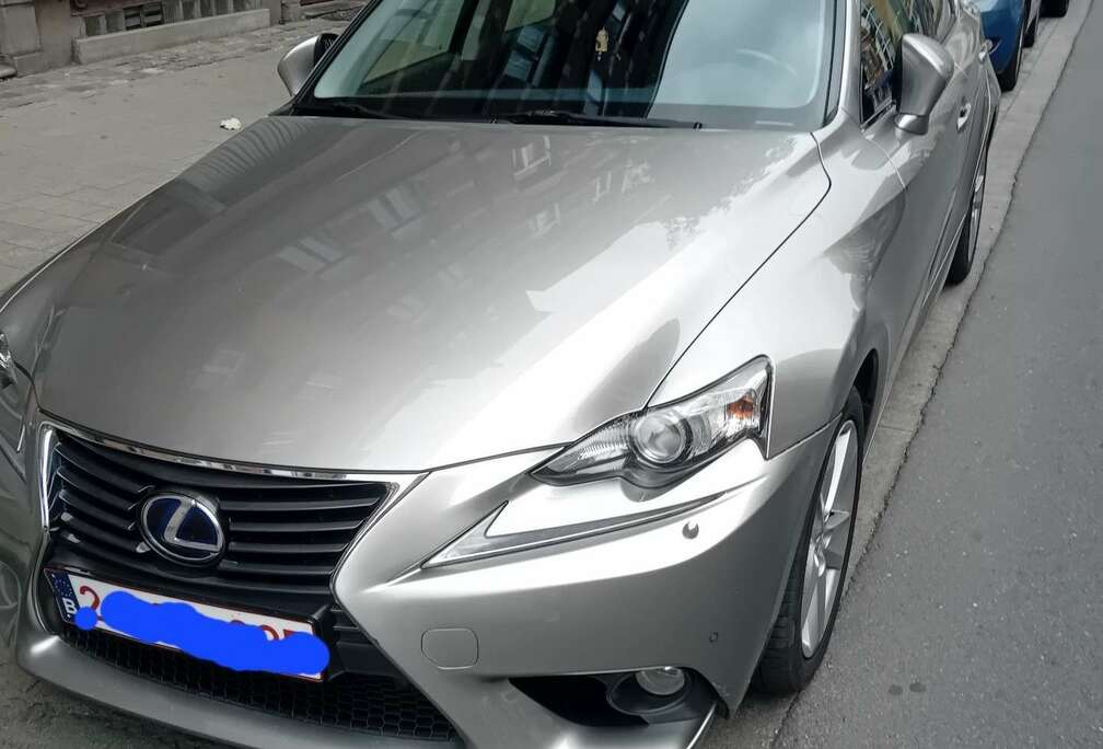 Lexus 300h