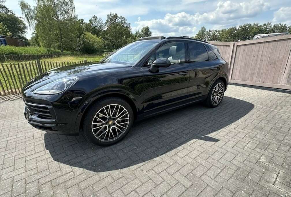 Porsche Cayenne 3.0i V6 PHEV Tiptronic S