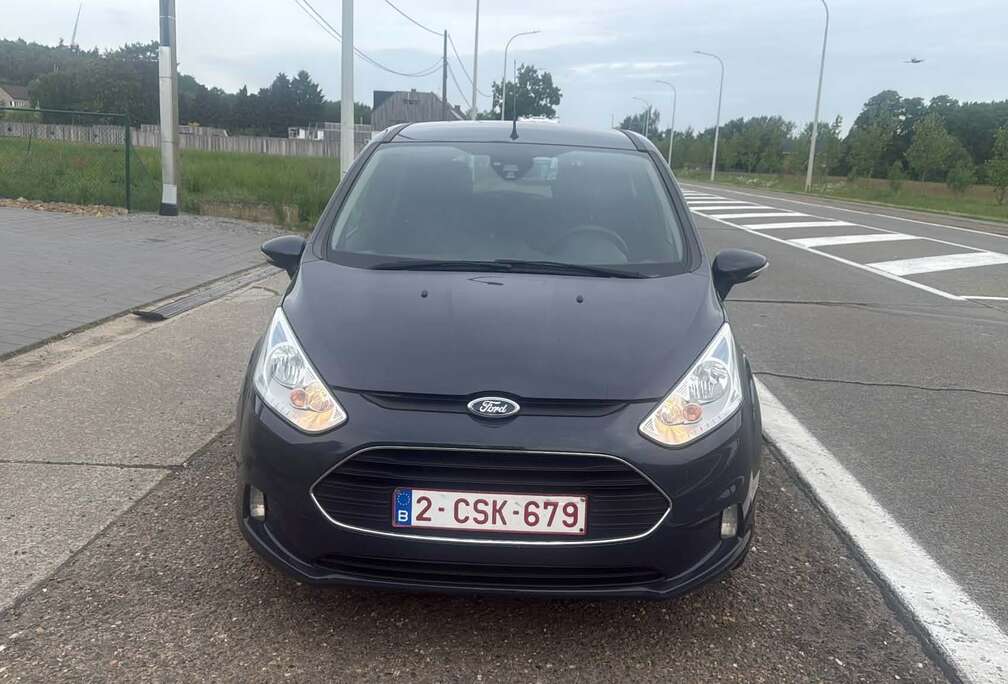 Ford 1.6i Ti-VCT Trend PowerShift