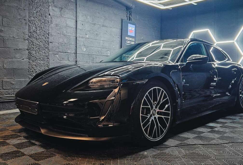 Porsche Sport Turismo 93.4 kWh TVA DEDUCTIBLE