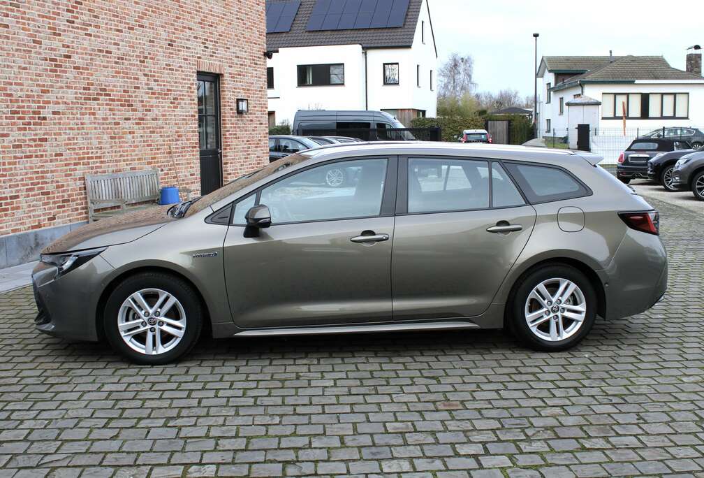 Toyota 1.8 Hybrid Touring Sports 9000km  Als Nieuw