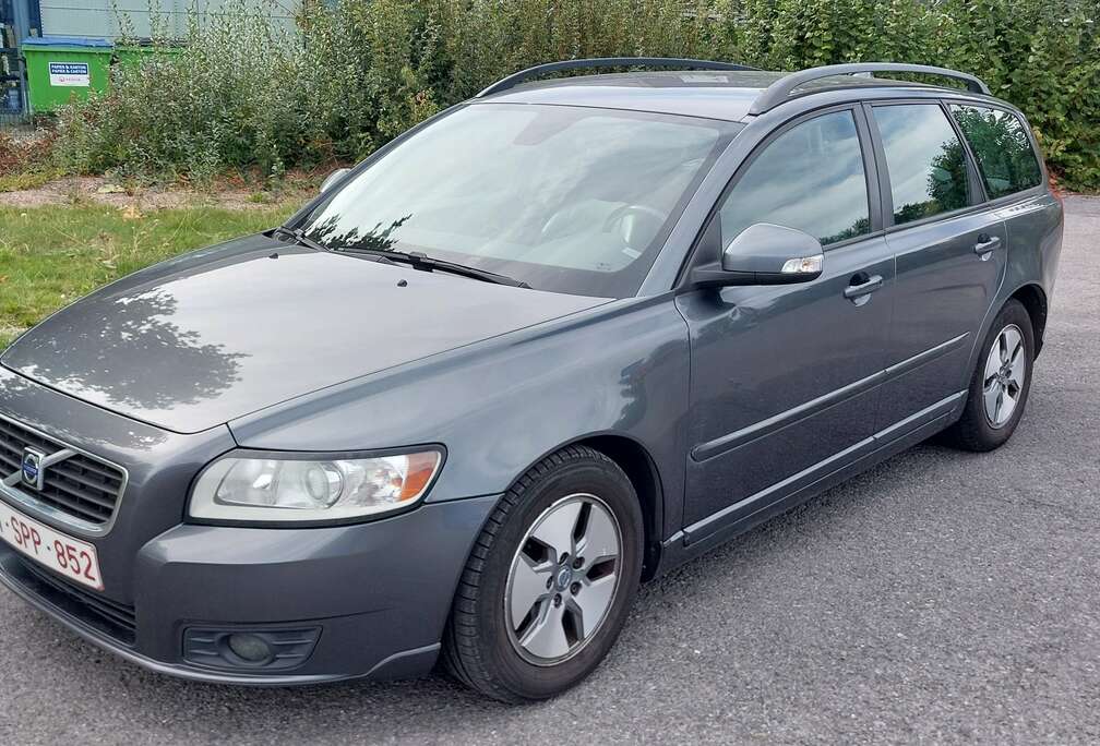 Volvo V50 DPF DRIVe Momentum