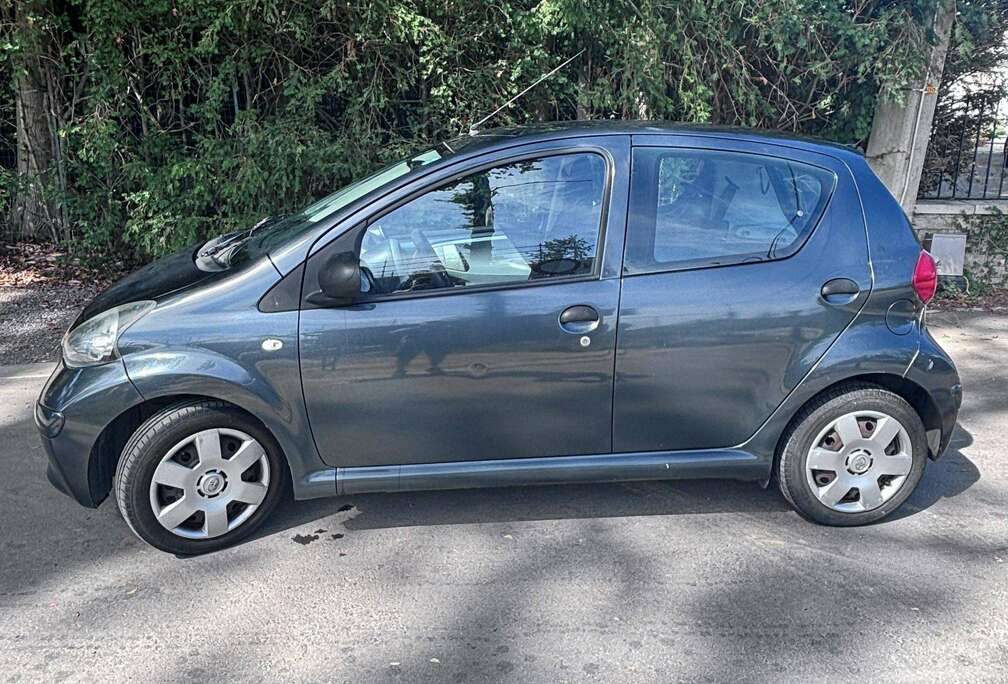 Toyota Aygo 1.0i VVT-i Blue