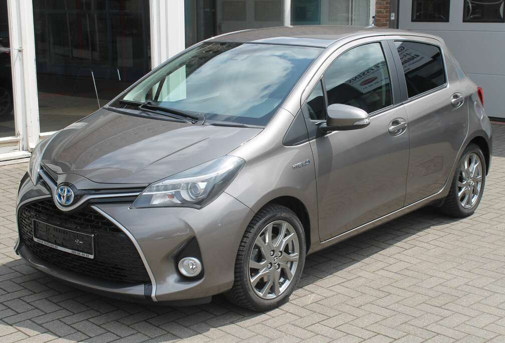 Toyota Yaris Hybrid 1.5 VVT-i Launch Edition