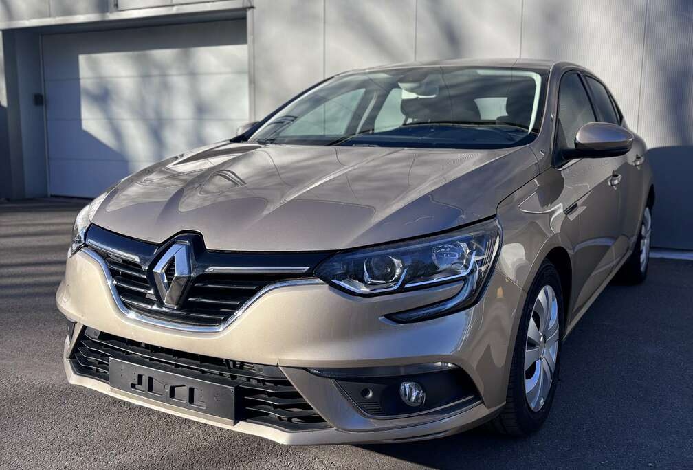 Renault ENERGY TCe 115 Start & Stop LIMITED