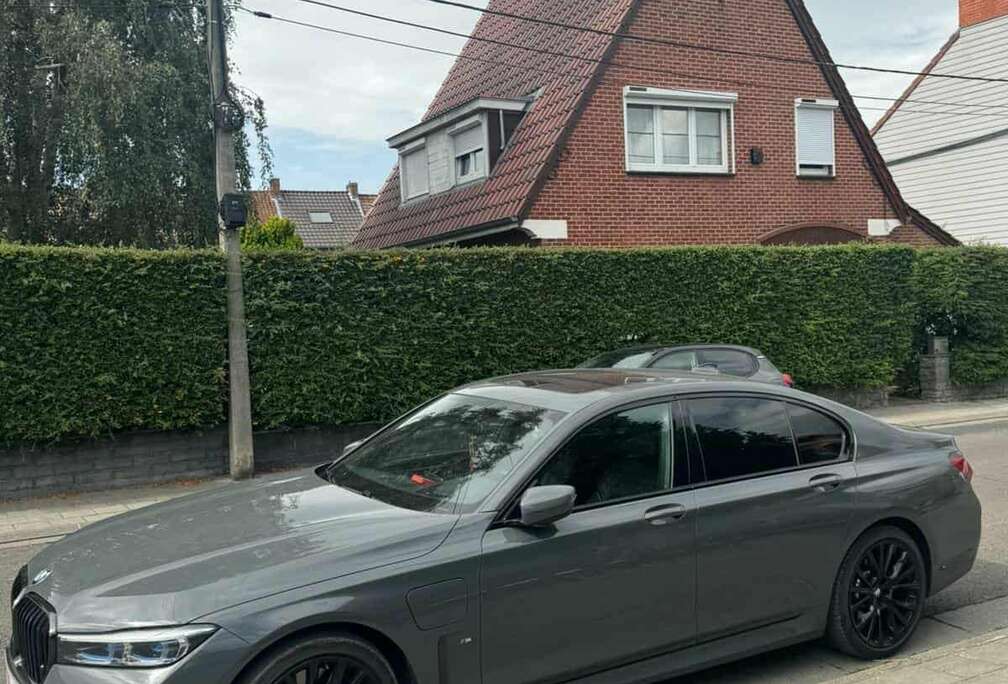 BMW 745eAS PHEV OPF (EU6AP)