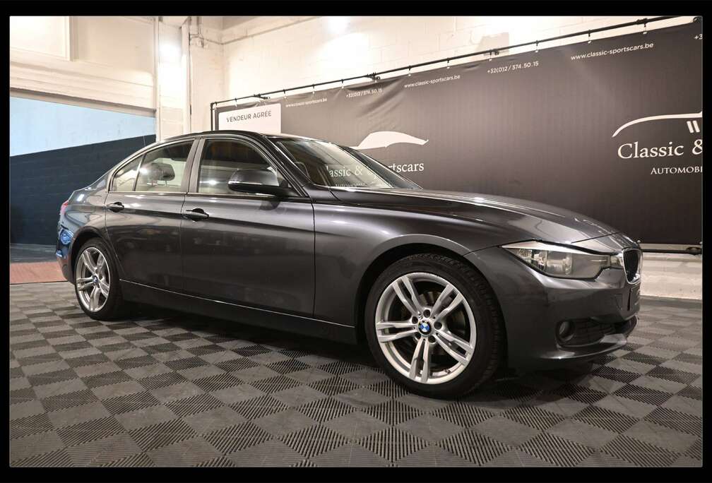 BMW 316d BERLINE PACK SPORT / CUIR / GPS NAVIGATION / BLUETOOTH / PDC / CARNET COMPLET !!