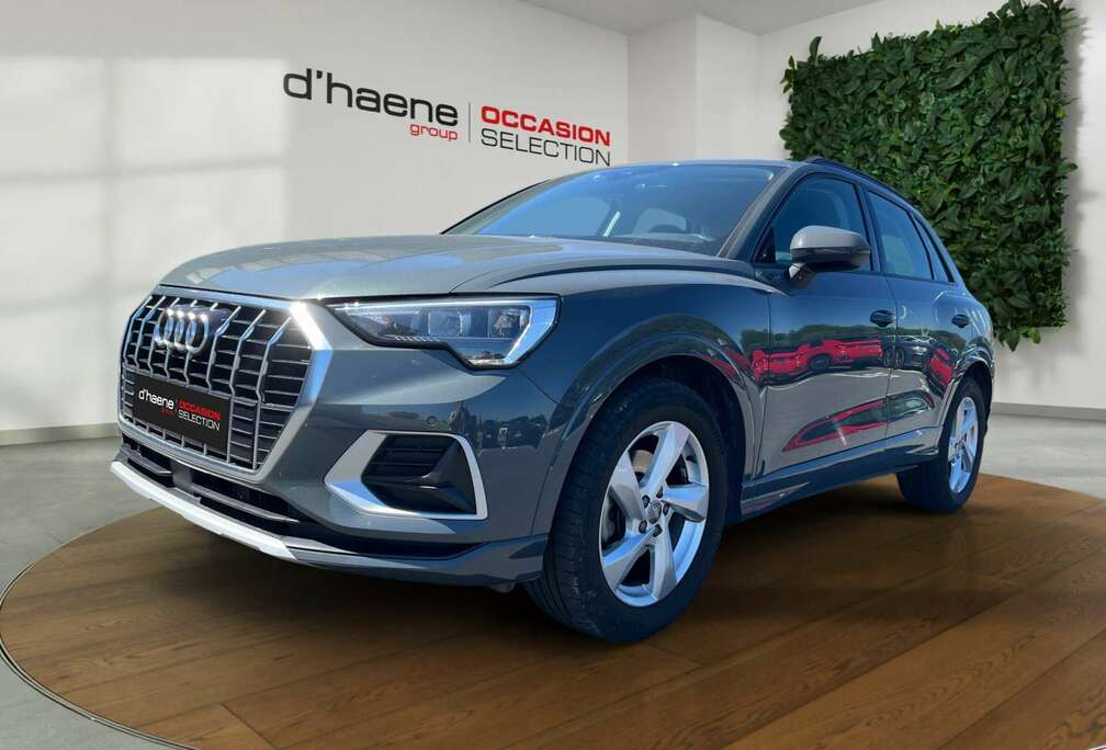 Audi Audi Q3  advanced 35 TFSI  110(150) kW(ch) 6 vitesses