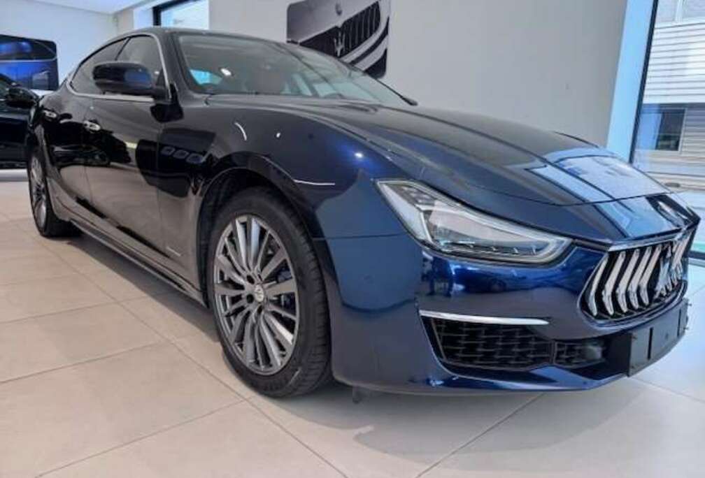 Maserati Ghibli Hybrid GranLusso