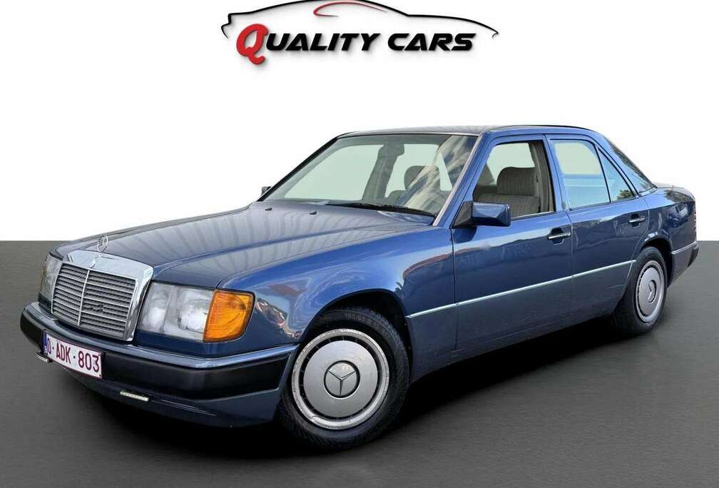 Mercedes-Benz W124  300D  Automaat  Oldtimer  Top staat