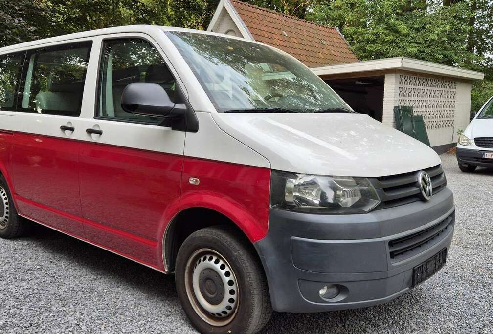 Volkswagen Volkswagen Transporter 2.0 TDi Bj 2011 308000km 9P