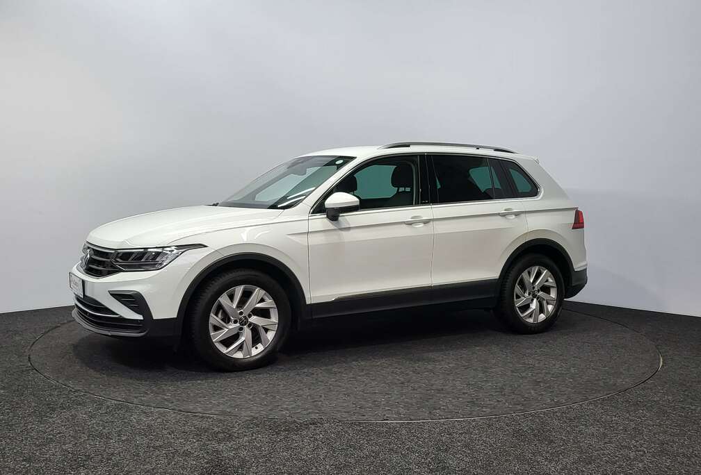 Volkswagen 2.0 TDI  Camera  Adaptive  Trekhaak  CarPlay