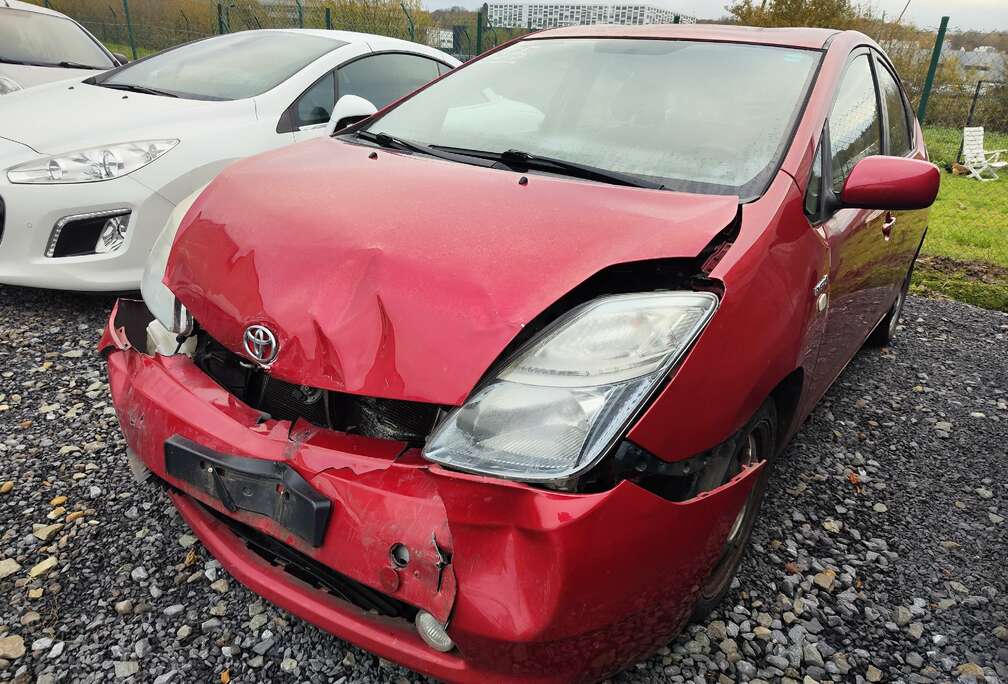 Toyota Prius (Hybrid)