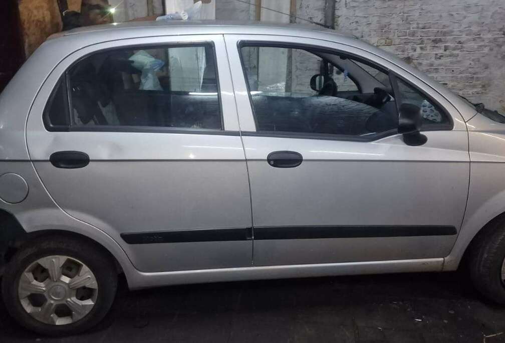 Chevrolet 1.0i Style