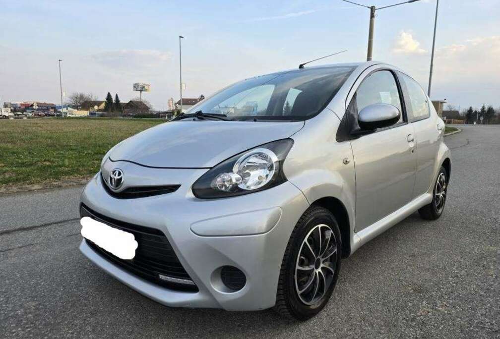 Toyota Aygo 1.0i VVT-i Blue