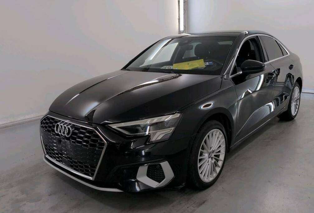 Audi a3*S*LINE*BERLINE*XENON/CARPASS*CARPLAY