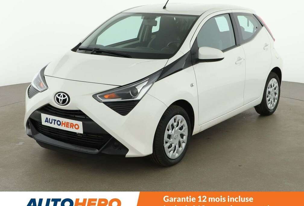 Toyota 1.0-VVT-i X-Play
