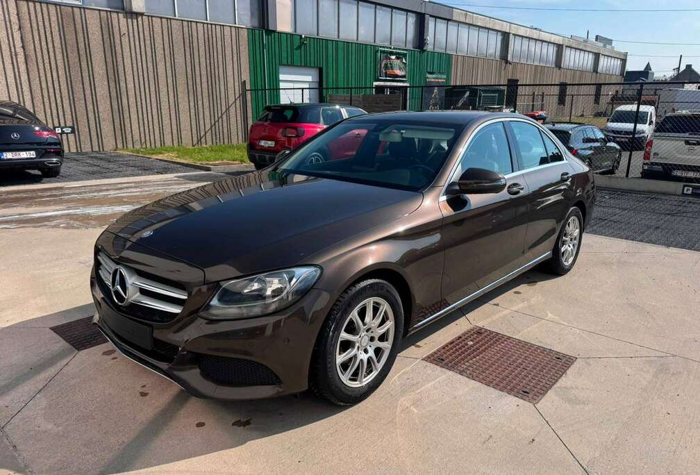 Mercedes-Benz Automaat - Trekhaak - Zuinige benzinemotor