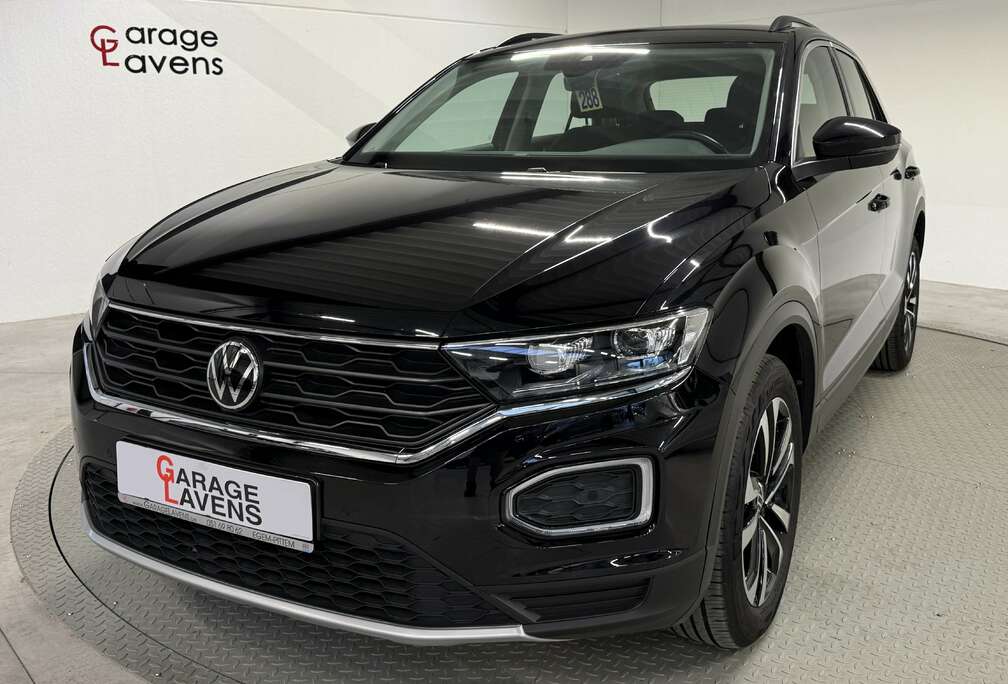 Volkswagen T-Roc 1.0 TSI OPF ACTIVE CARPLAY LED