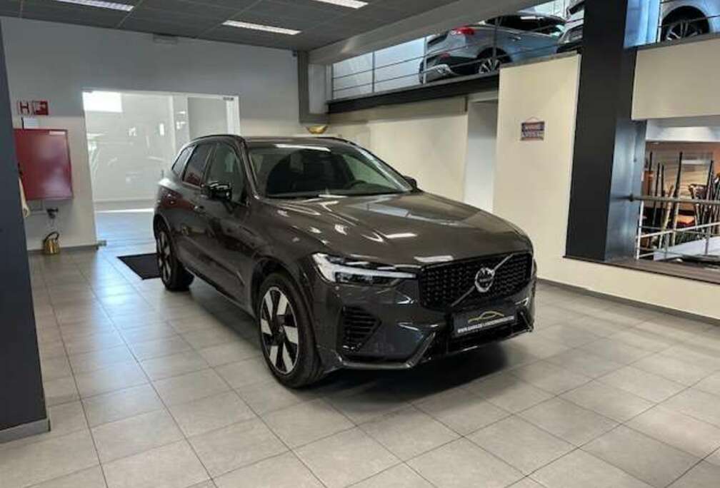 Volvo PLUS DARK PLUG-IN HYBRID FULL OPTION