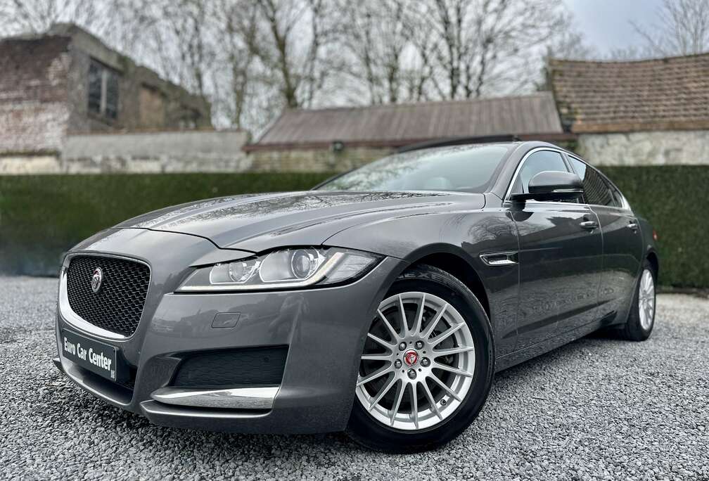 Jaguar 2.0 D E-Performance Prestige / EL. ZETELS / PANO
