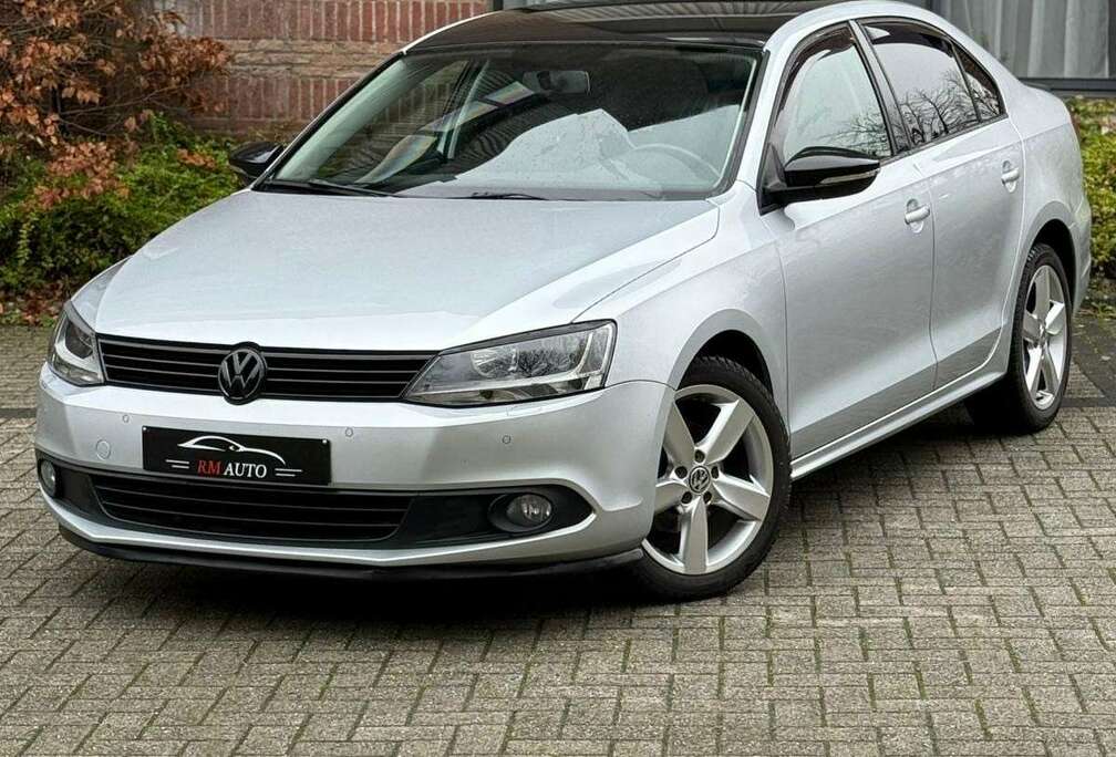 Volkswagen Volkswagen Jetta BlueMotion 1.2 TSI Essence Euro 5