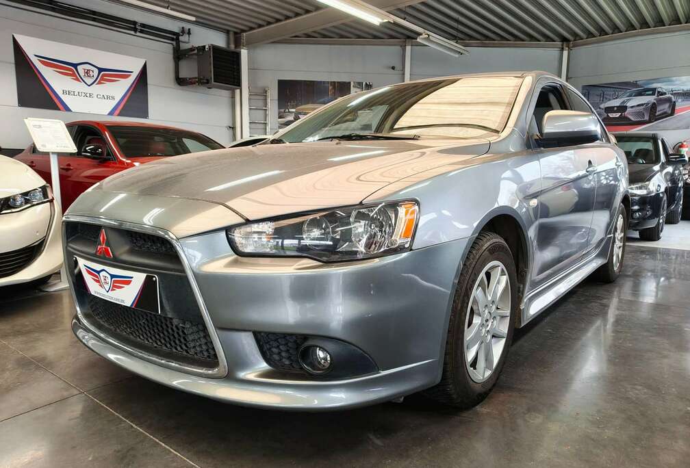 Mitsubishi 1.8i *SPOILER*CAMERA*ECRAN*ROCKFORD*