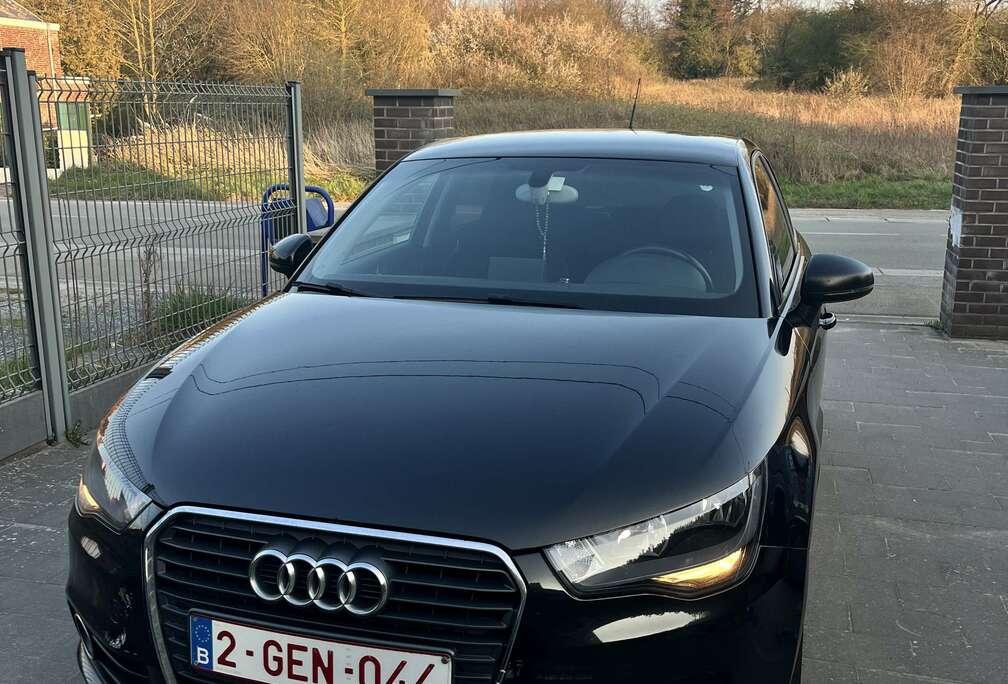 Audi Sportback 1.6 TDi Ambition S line