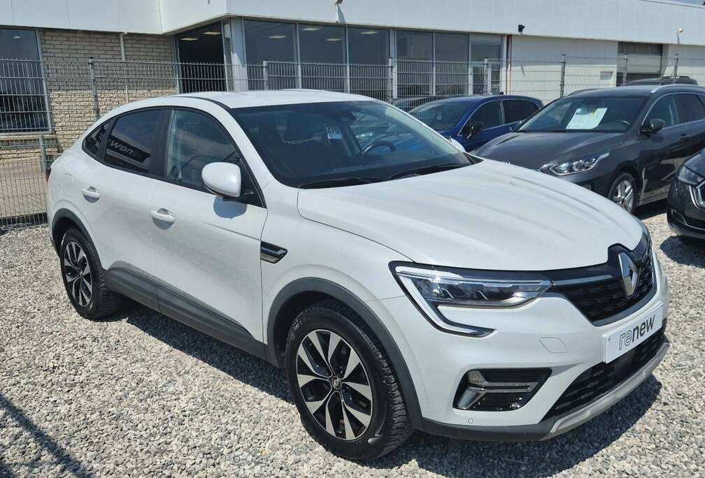 Renault Arkana E-TECH 1.6i Evolution