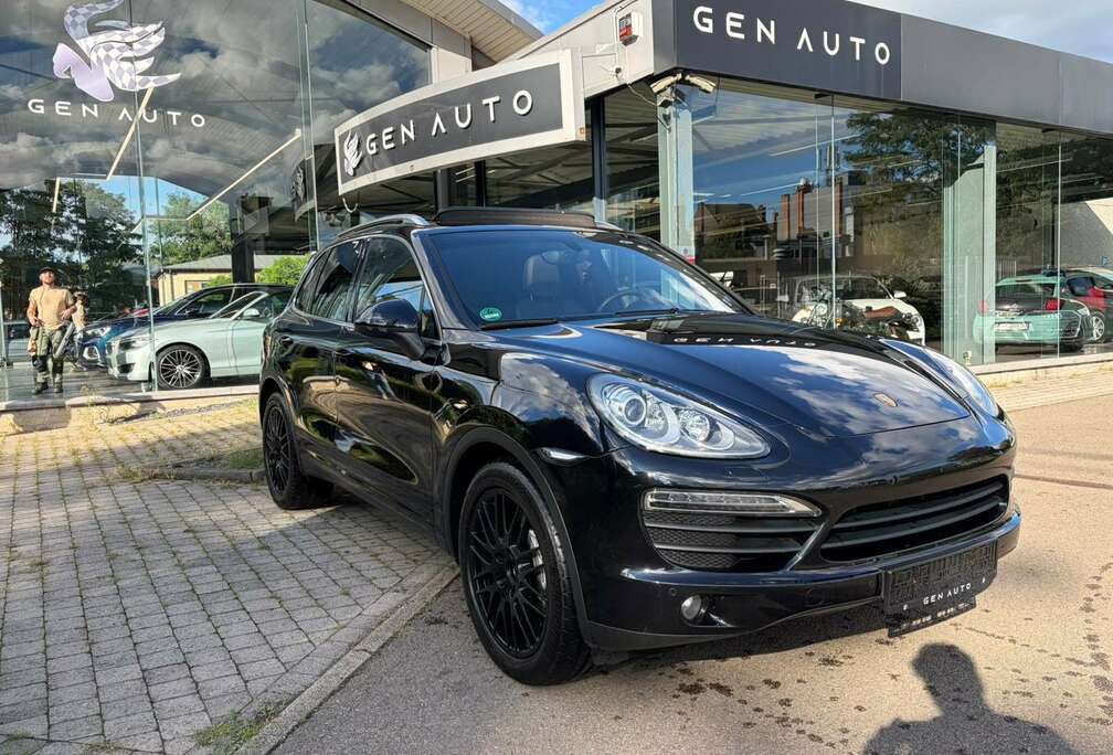 Porsche 4.8i V8 GTS Tiptronic S Toit Pano. Ouvrant * 12 MOIS GARANTIE *