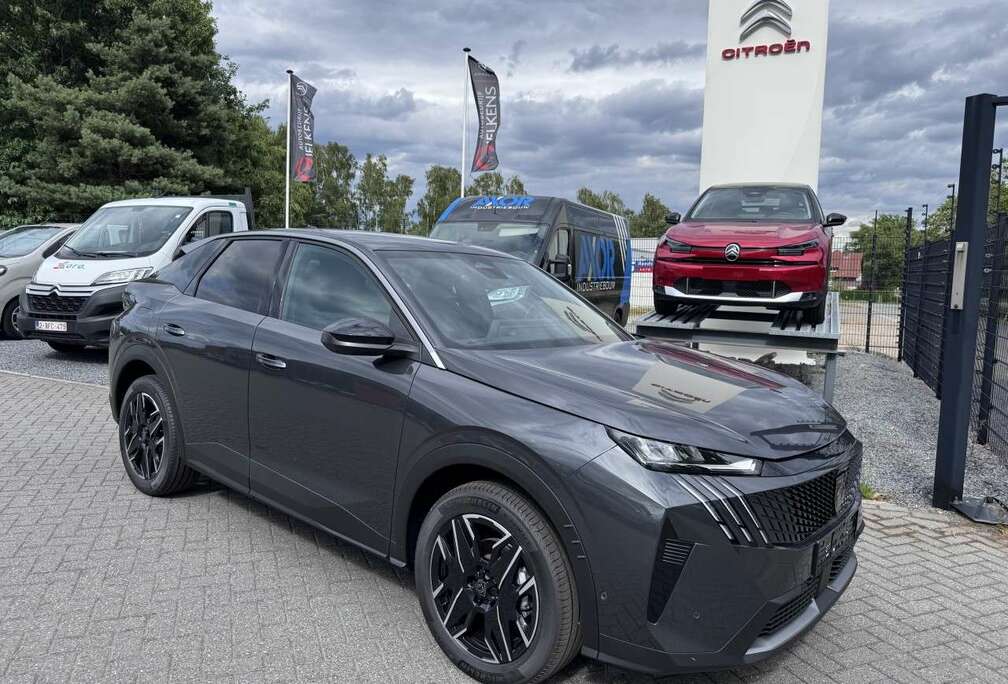 Peugeot 1.2 Hybrid 136 Allure