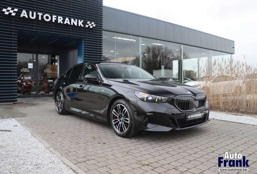 BMW 40 / 4X4 / M-SPORT / INTGR STR / HUD / MEMO / H&K