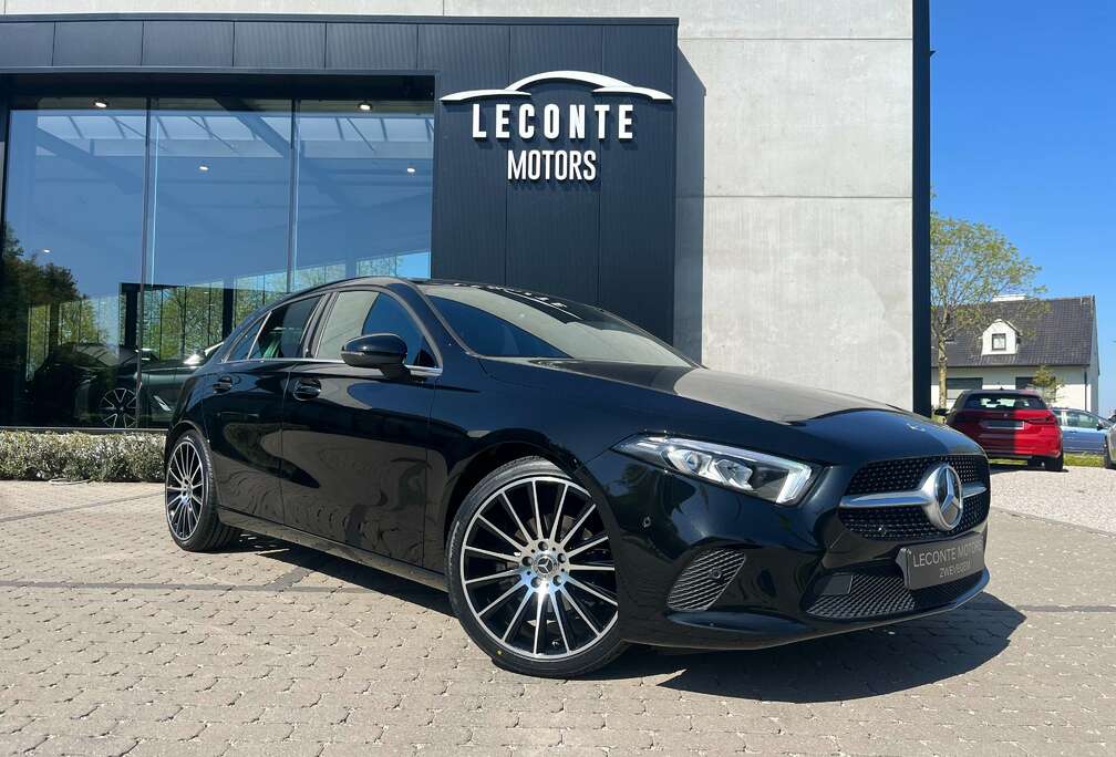 Mercedes-Benz A180i DCT LED/Widescreen/Leder/Camera/Zetelverwarming/...