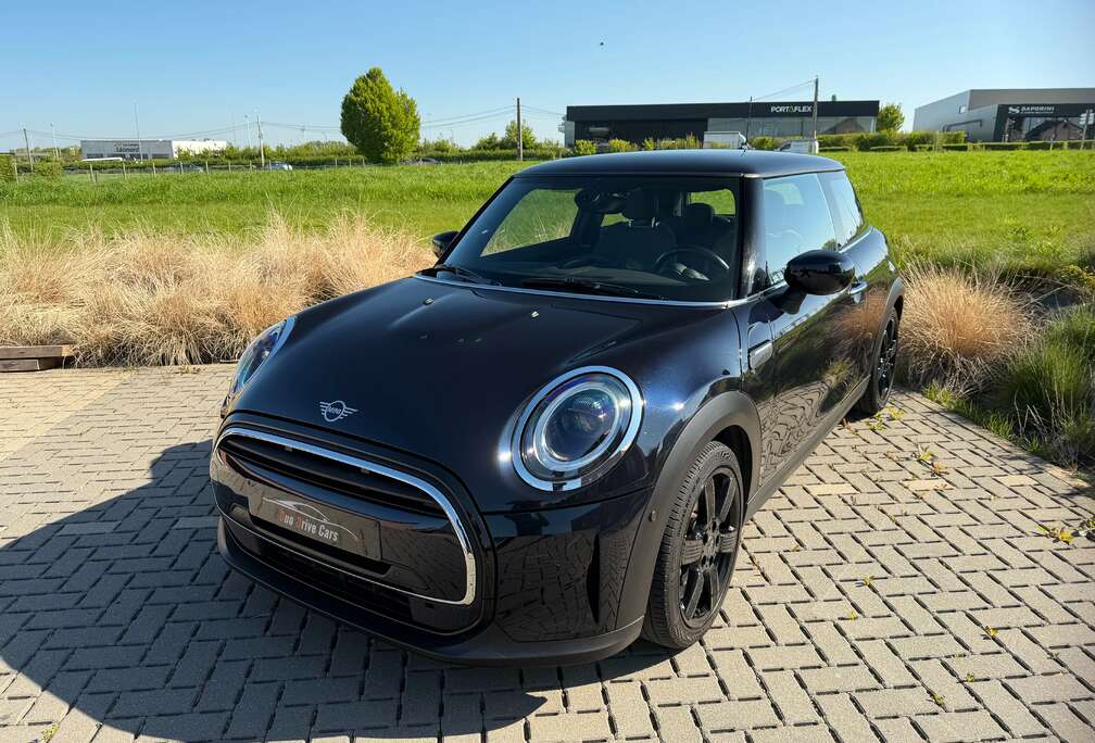 MINI 1.5 - Facelift - Carplay sans fil - Caméra - Sièges mi-cuir + chauffants - Keyless - Volant chauffant - 1 an de garantie