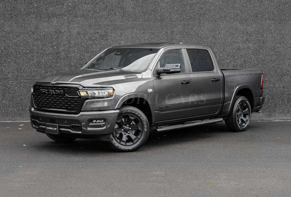 Dodge 2026 5.7L V8 HEMI RAM 1500 Night € 63000