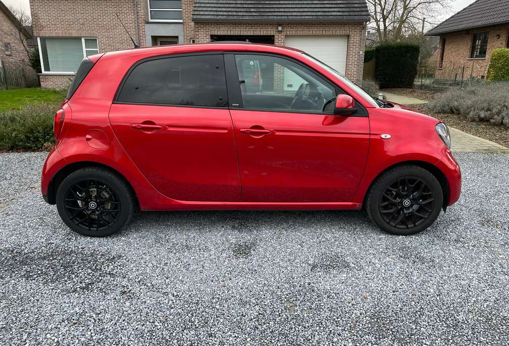 Smart 0.9 Turbo Passion DCT