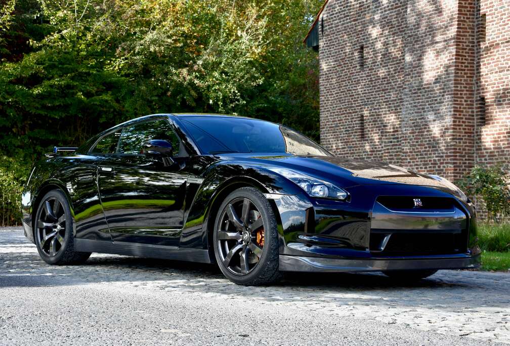 Nissan GT-R 3.8 Turbo V6 Black Edition **STOCK CAR** 1ST OWNER ** COLLECTORS ITEM