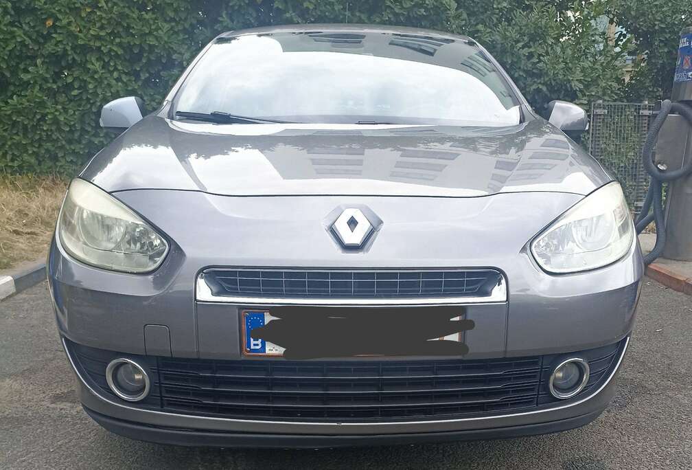 Renault Fluence 1.6i Dynamique