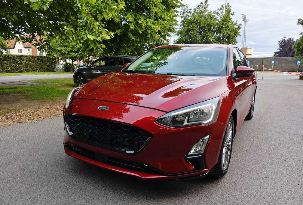 Ford Ford focus mk4 1.0 benzine, 125 pk, 45dkm. Gekeurd