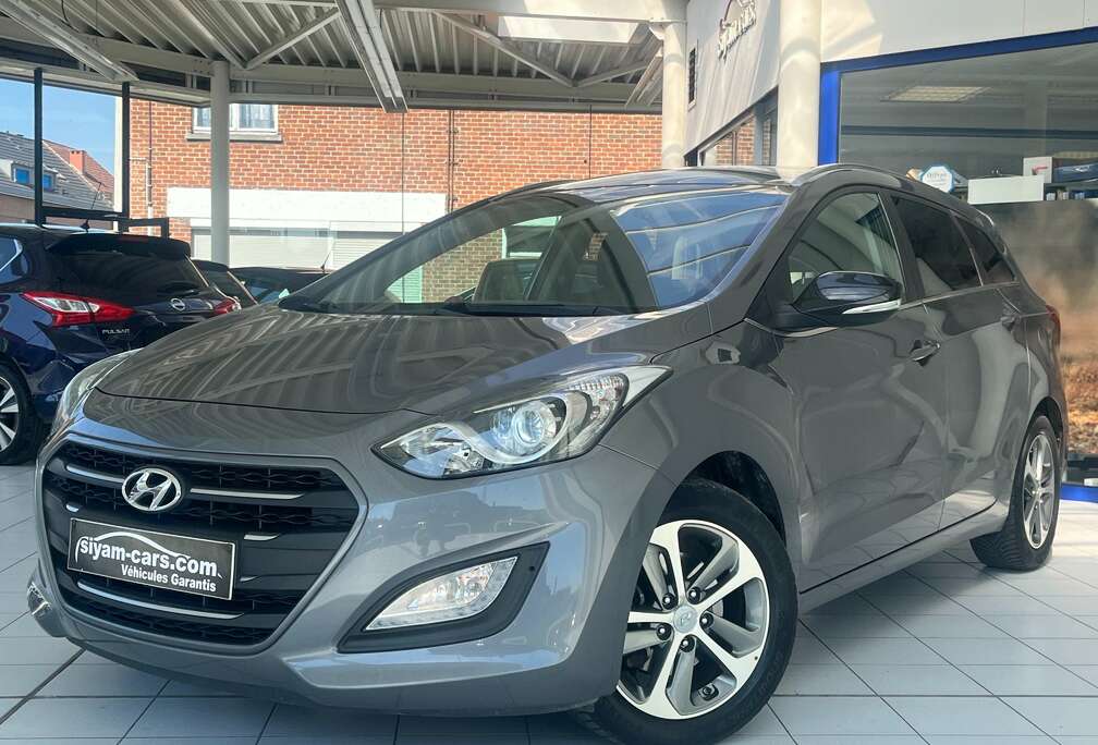 Hyundai SW 1.6 GDi *XENON ** CLIM ** EURO 6 ** GARANTIE*